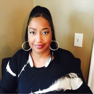 Meet your Posher, Debra